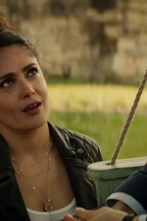 Salma Hayek's plots in Hitman's Wife's Bodyguard