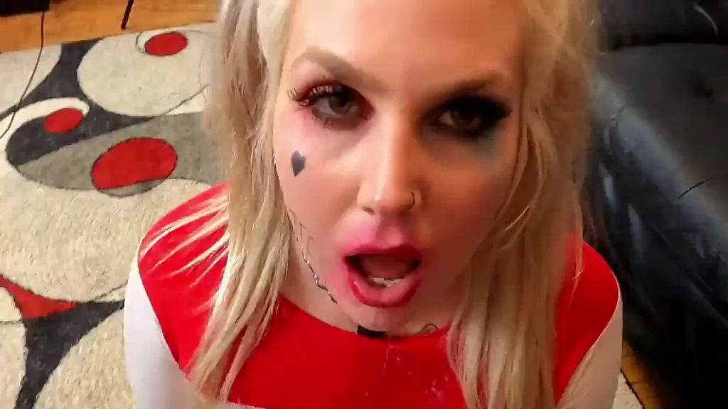 Harley Quinn's Sloppy Face-Fuck Frenzy