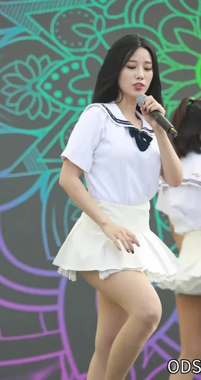 Johyun soft cheeks
