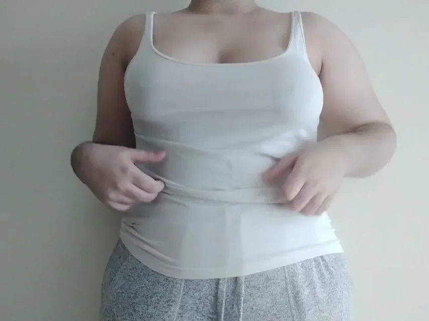 Insecure BBW Busts Out Her Massive Sagging Tits for Validation!