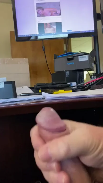 Door Wide Open: Office Dick Stroke Session 😈💦 (M)
