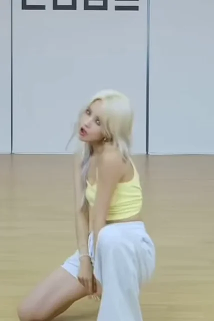 (G)I-DLE - Soyeon