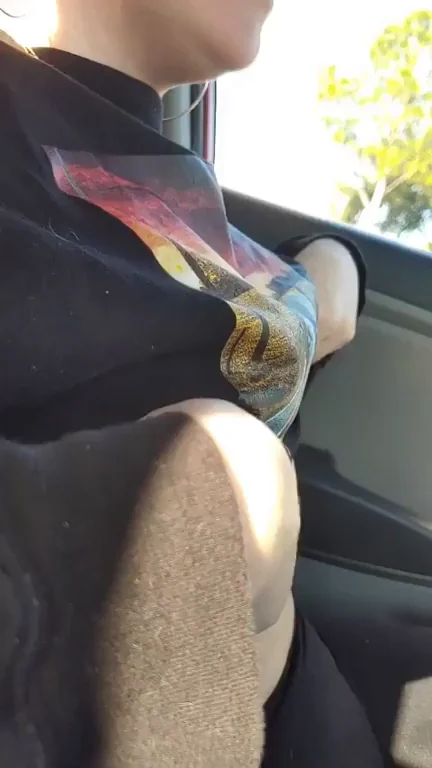 🚗 Traffic Titty Flash Thrill – Best Day Brightener! [F] 😈🍈🍈