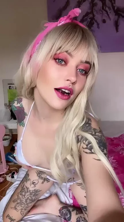 I look so happy when I have depraved fantasies in my head