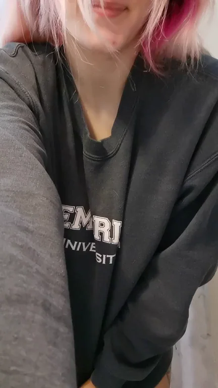 Pink-Haired Slut Lifts Alumni Sweater to Flash Perky Tits & Tease Cocks 💦🍆