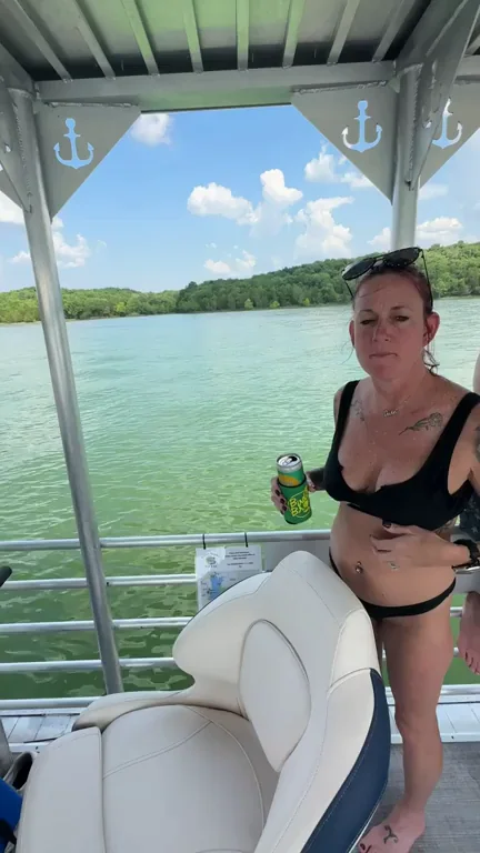A quick boat boob flash. Wanna go boating with me?