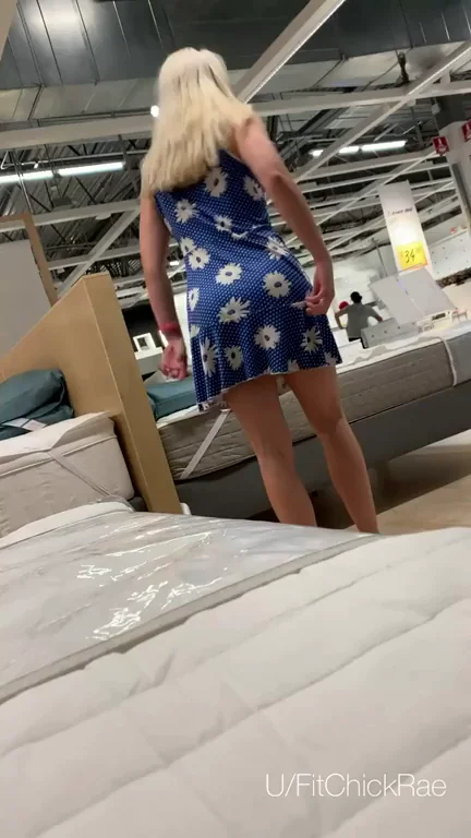 IKEA Slut Flashes Her Juicy Ass 🍑🛒