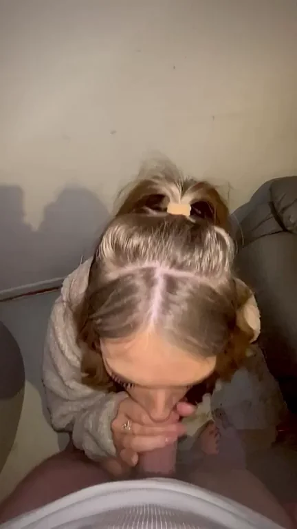 I love sucking my neighbours dick before his GF gets home
