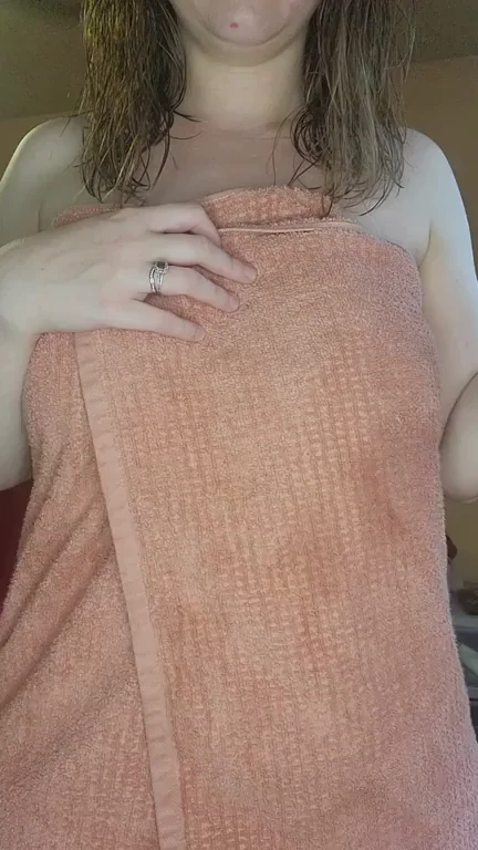 Post-Shower Massive Titty Drop OC
