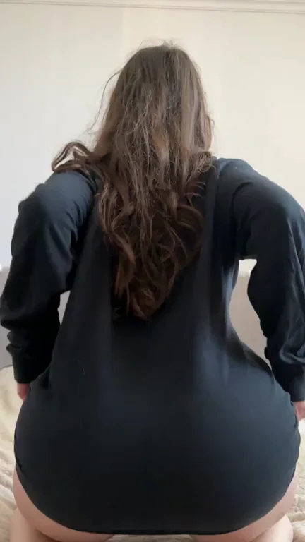 🍑 My Juicy Ass Craves Fuckdoll Pounding 💦