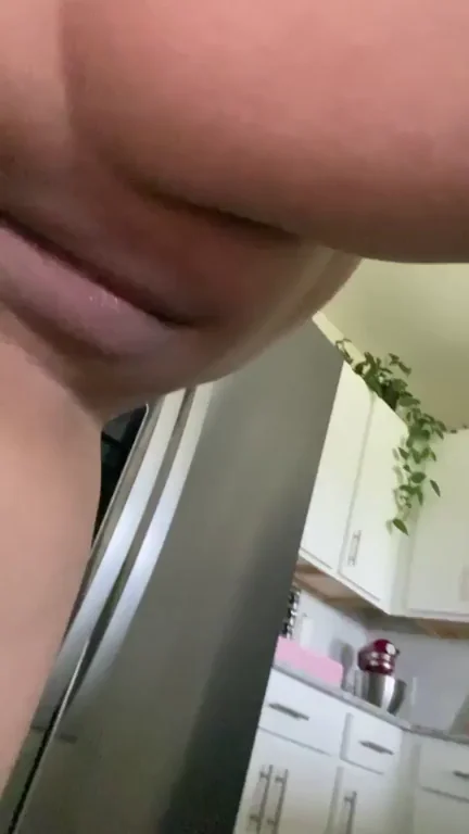 Peekaboo ?
