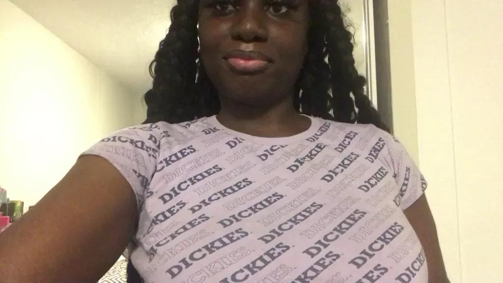 💦 7 Bucks for These Juicy Ebony Tits! 🍈🍈
