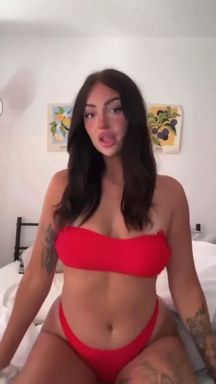 To all the boob conesiours ðŸ––
