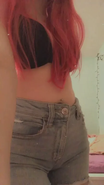 🔥 Redhead Slut Begs: Convince Me to Drop These Tight Jeans 😈