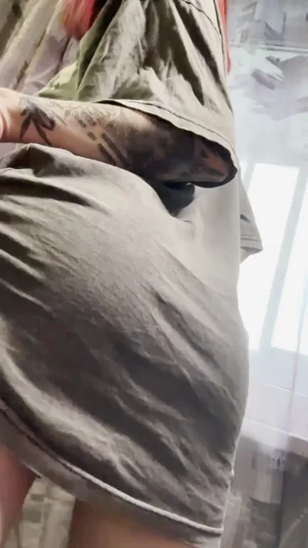 Handprint on My Juicy Ass Feels So Fucking Good 😈🍑💨