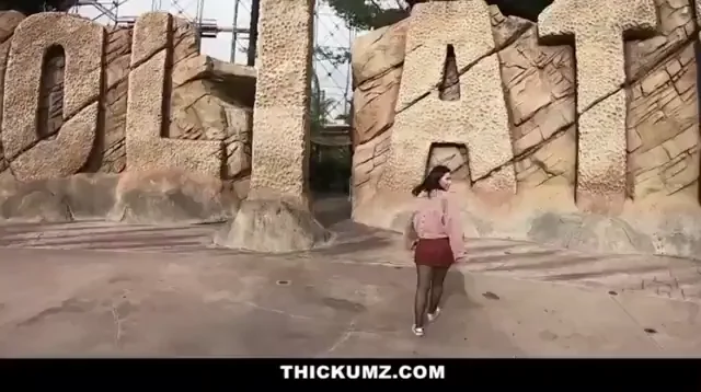 Super Hot Teen Lets Her Huge Butt Bounce On Cock