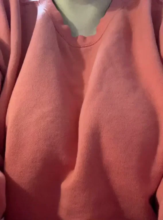 Fresh Bra Tease & Epic Tit Drop! 🔥🍈🍈 [MILF OC]