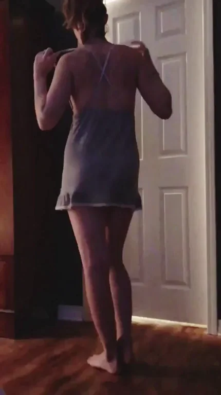 Would You Fuck My Slutty Wife? 😈🍑🔥