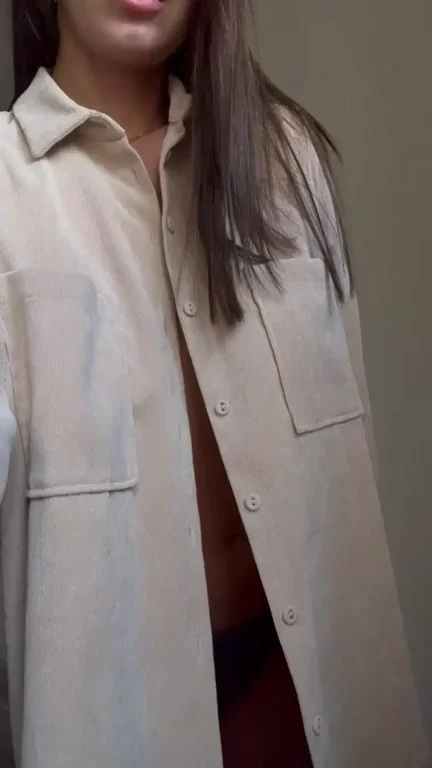 Just home cozy outfit, is it hot for yiu?