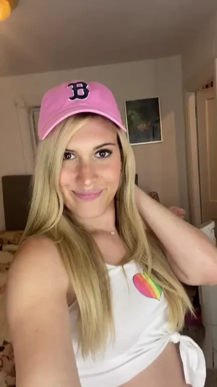 Sox Loss Blues 🍑💦 Frustrated Trans Babe Craves Straight Guy Ass-Pounding! 😈