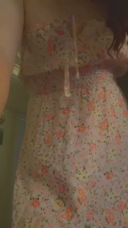 Play with my tits