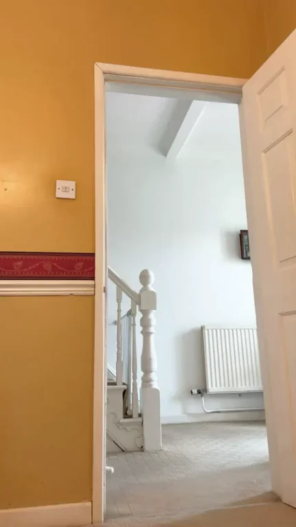 Shy AA-Cup Teen Slut Bashfully Flashes Her Tiny Tits 😘🔥
