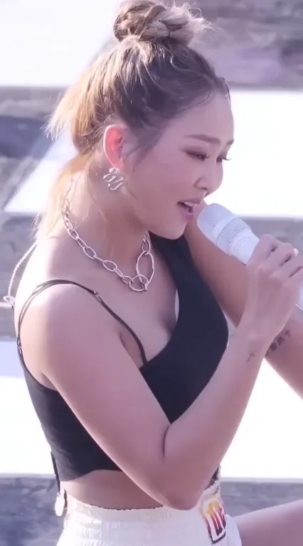 Hyolyn