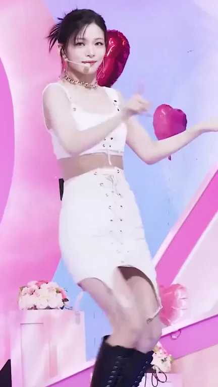 fromis_9 - Chaeyoung