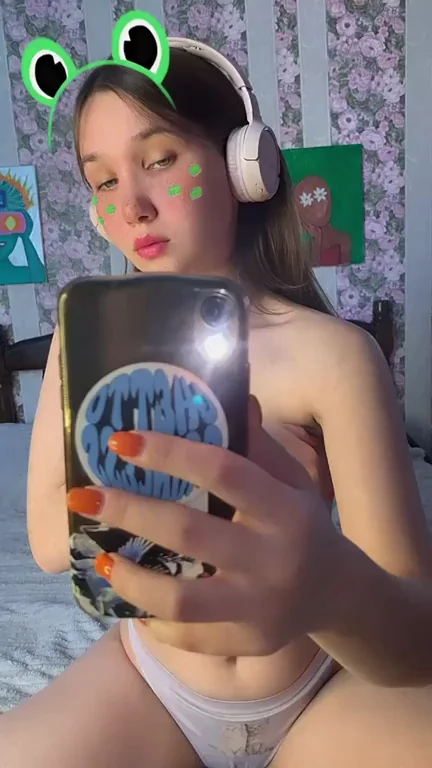 These photos are for you to know what you'll get after your first date (TittyDrop)
