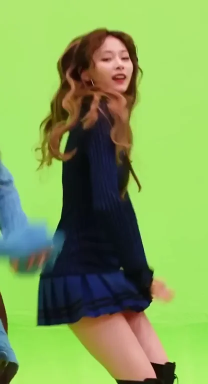 TWICE - Tzuyu, Dahyun & Chaeyoung