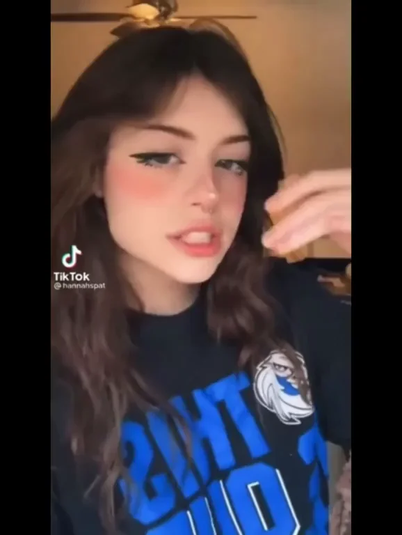 ?HannahOWO (AestheticallyHannah) ? NSFW tiktok EDIT! i hope yall enjoy! this was a ton of fun to make :)