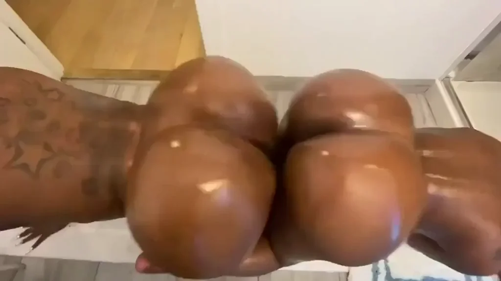 🍑💦 2 Oily Ebony Sluts Clappin' Asses Together! 🔥