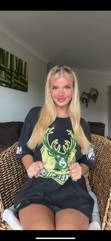 Cutest Funsized 18yo Tease in Bucks Gear 😍🍑