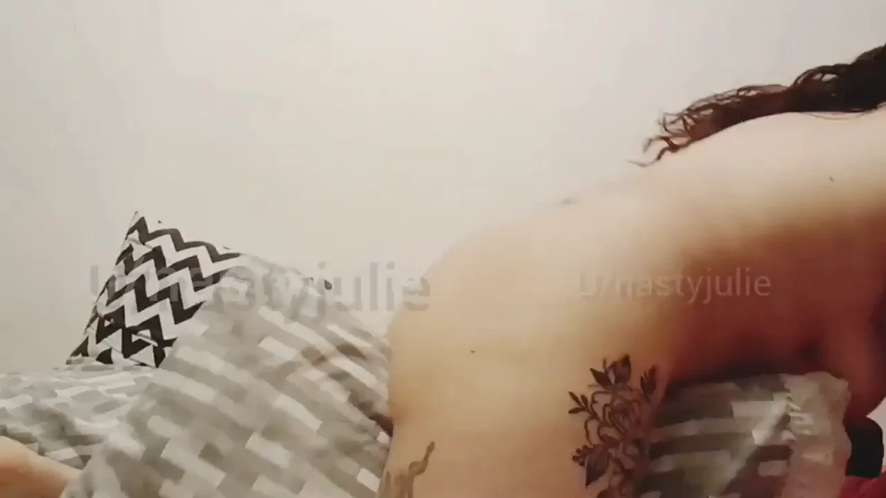 🔥 Latina Slut Practices Her Cock-Riding Skills on Dildo 💦