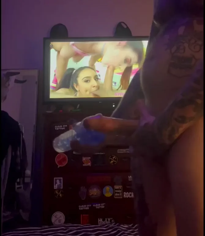 Fleshlight had my cock throbbing 🌶❤