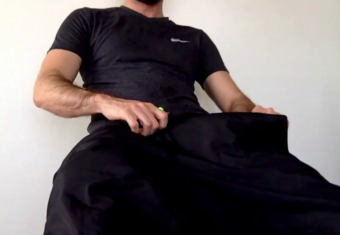 We're chillin in my room and I pull this out| wyd?