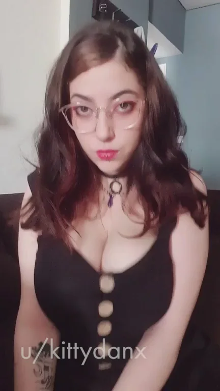 Big Tits Brunette Goth Huge Tits