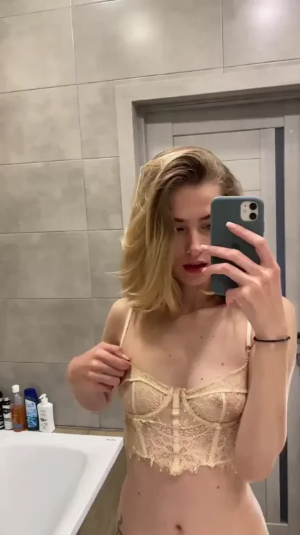 Trying my best to convince you to fuck me
