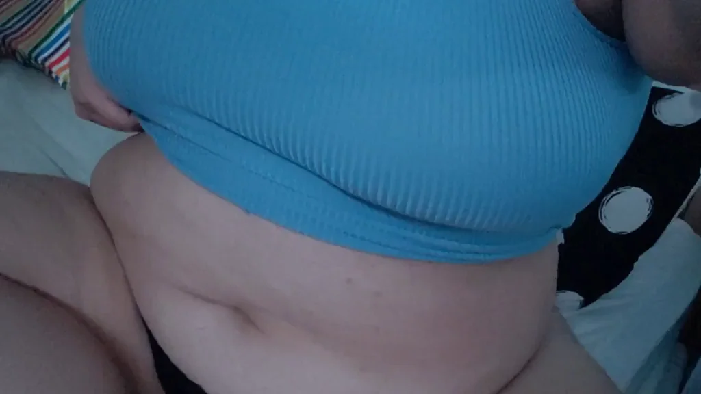Thick Latina BBW Slathers Lotion on Massive Tits & Soft Curves 😍💦