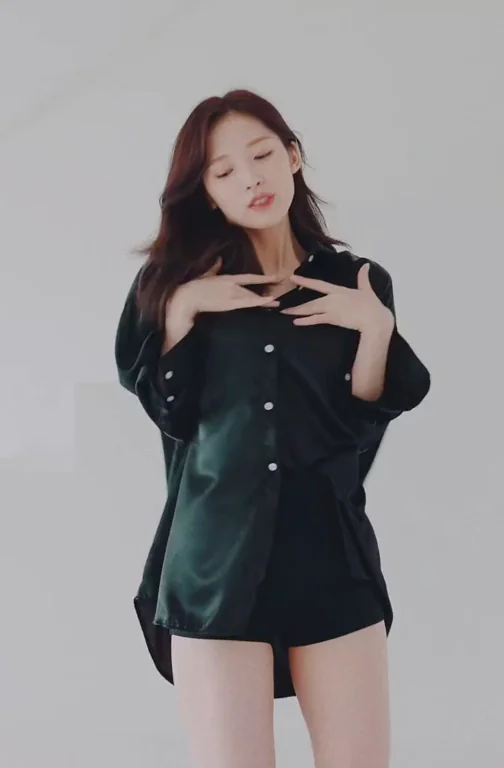 Oh My Girl - Arin