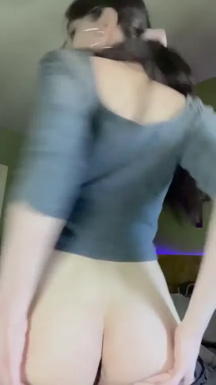Some pale booty for breakfast? ?