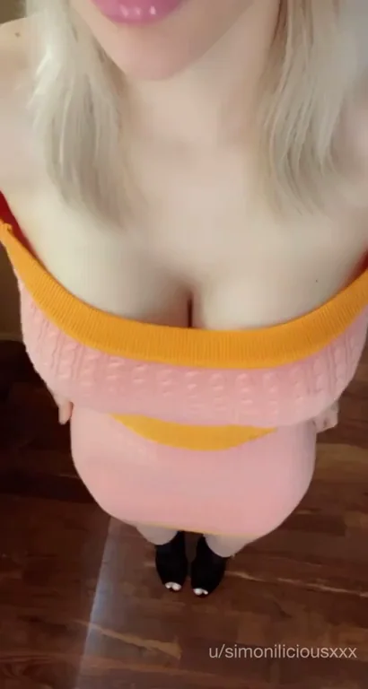 Peeling Down That Slutty Pink Tight Dress for Epic Cleavage Reveal