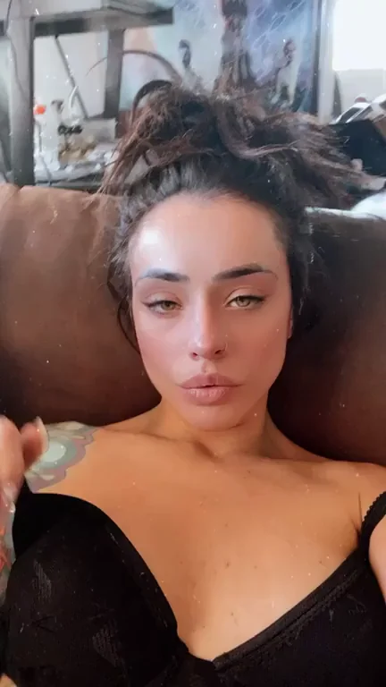 Breedable Slut with Pierced Nips? 😈💦🍆