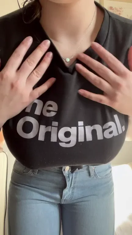 Shirt Says It All: Massive Titty Drop 🍈🍈🔥