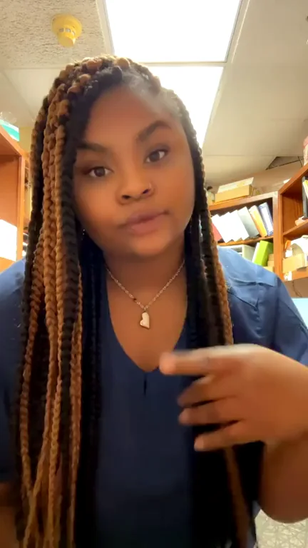 You think my boss would be mad I'm flashing my fat ass in his office ?