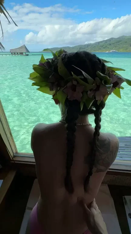 Fucking in Paradise [MF]