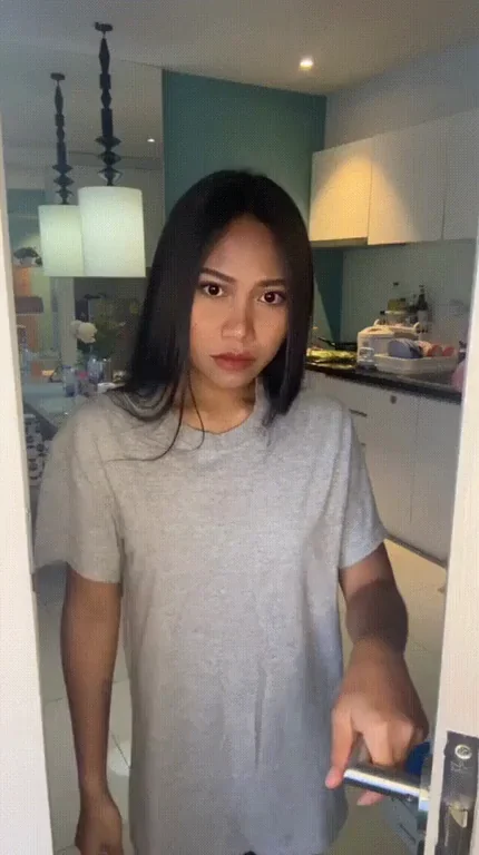 Perky Asian Teen Drops Her Natural Titties for Strangers 😈🍒