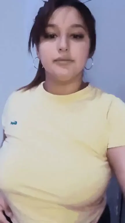 Bouncy Titty Drop Tease 😍💦 [OC]