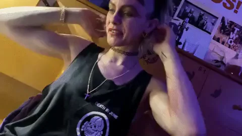 Titty Drop Tease: Love My Naughty Smile?