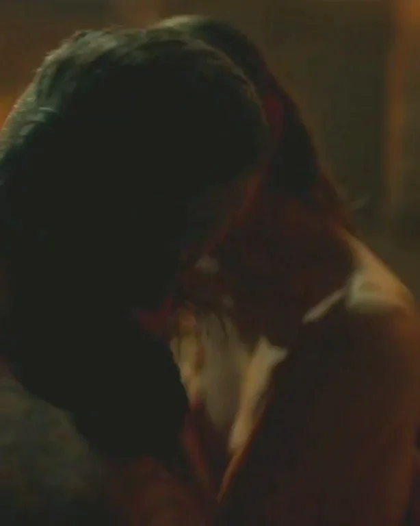 🔥 Laura Berlin's Juicy Tits & Ass in Vikings Valhalla S01E06 🍑💦